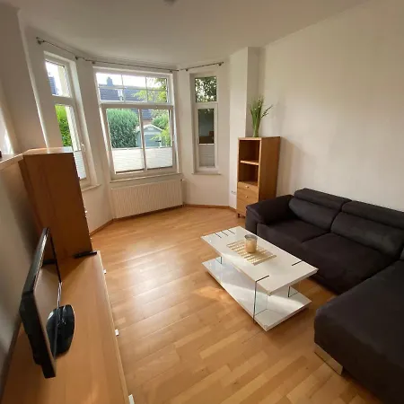 Ferien- Und Monteurwohnung In Guter Lage Fuer Bis Zu 5 Personen Lejlighed Oldenburg