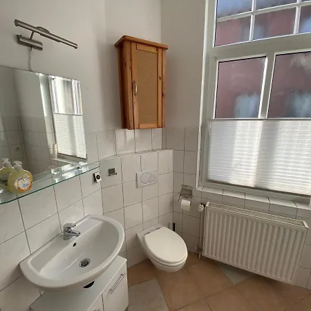 Ferien- Und Monteurwohnung In Guter Lage Fuer Bis Zu 5 Personen Lejlighed Oldenburg
